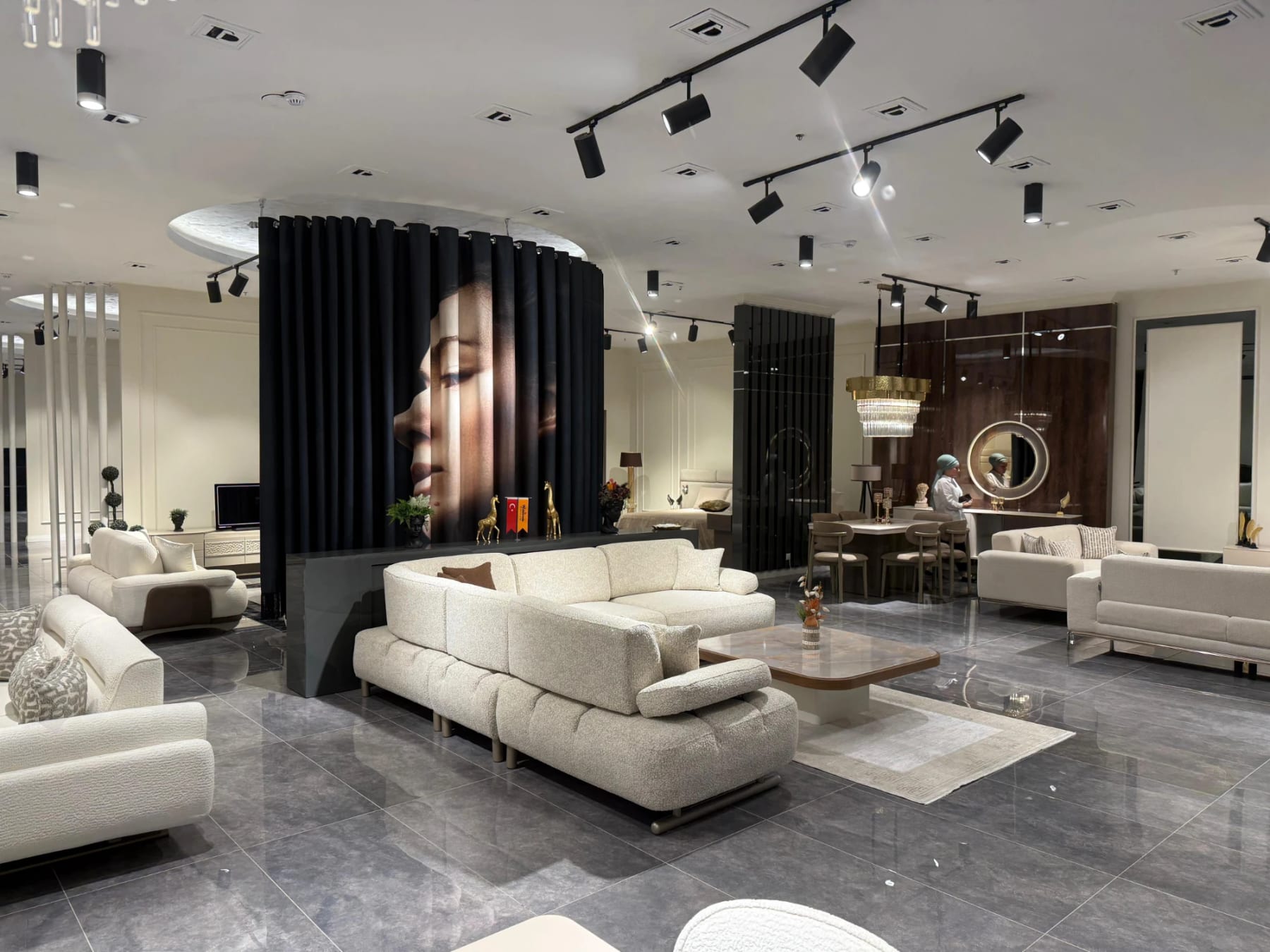 Loby showroom — 4