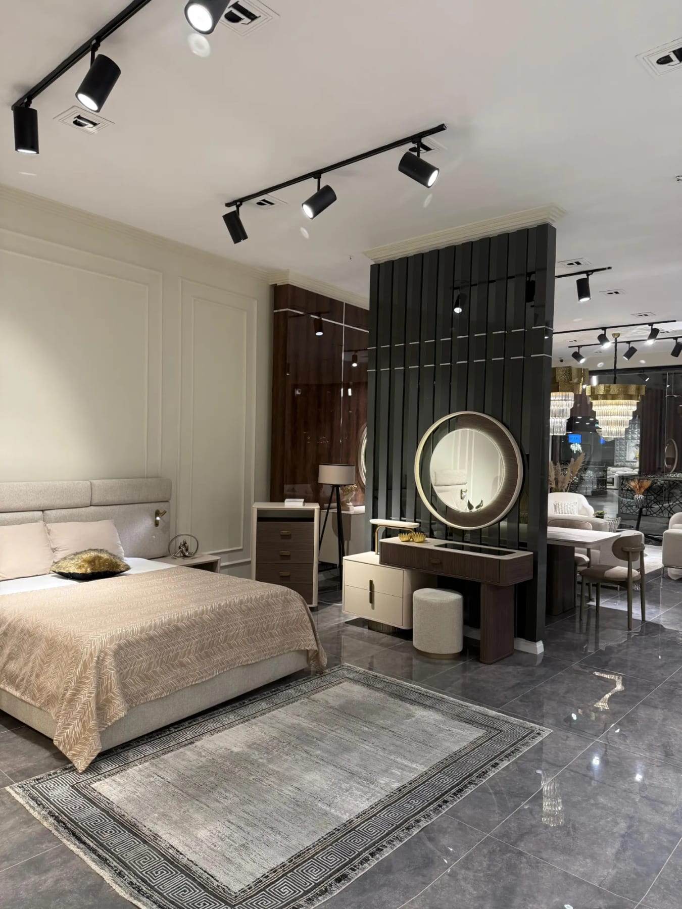 Loby showroom — 5